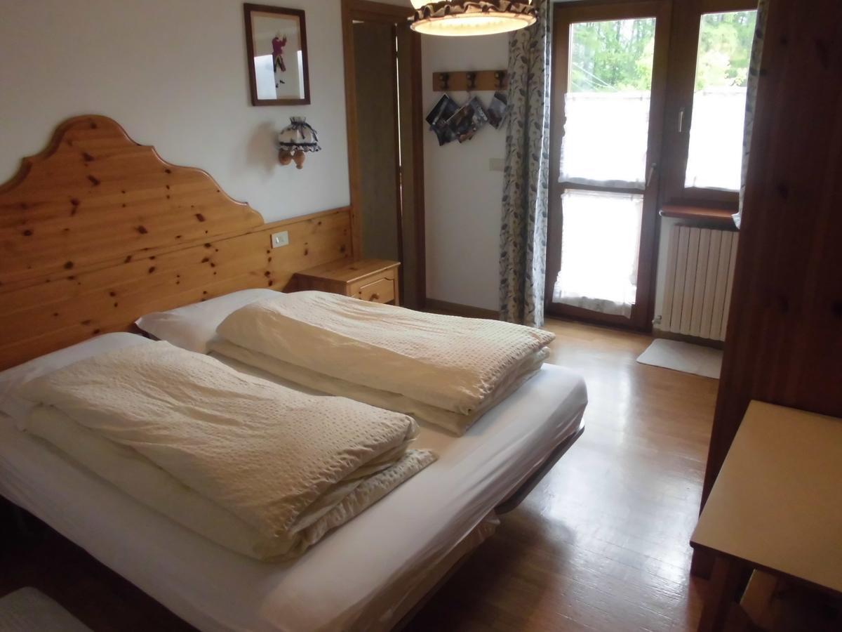 Menardi Sisto B&B Cortina dʼAmpezzo Exterior foto